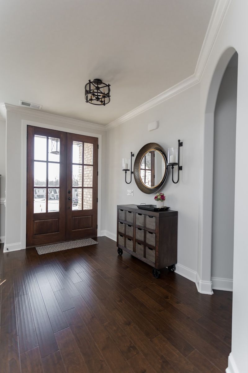 1114 Dorset Dr, Hendersonville, TN 37075