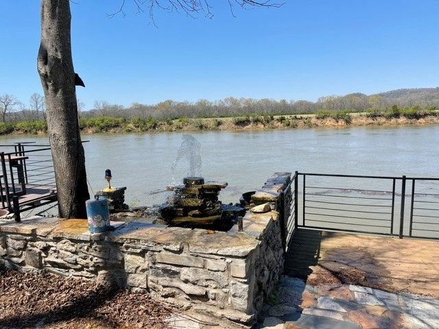 405 Capri Ct, Nashville, TN 37209