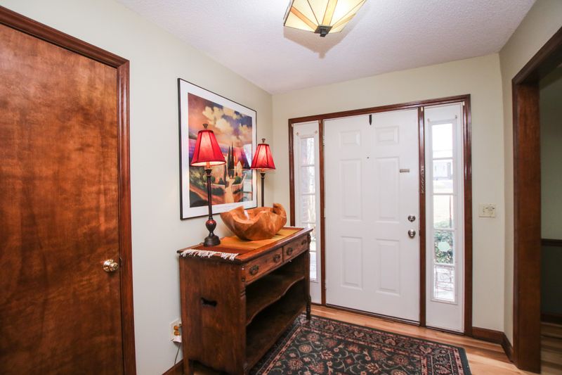 1634 Haynes Dr, Murfreesboro, TN 37129
