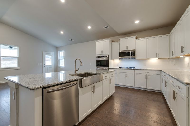664 Nottingham Ave #774, Hendersonville, TN 37075