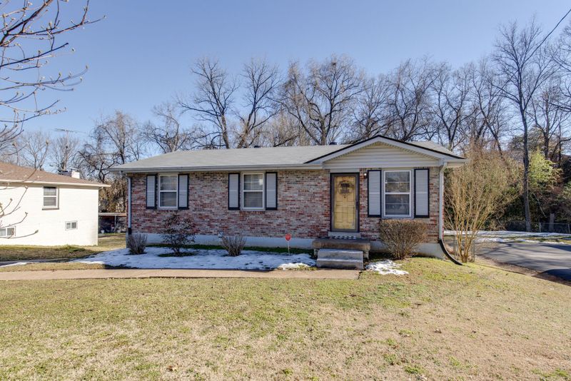 117 Luna Dr, Nashville, TN 37211