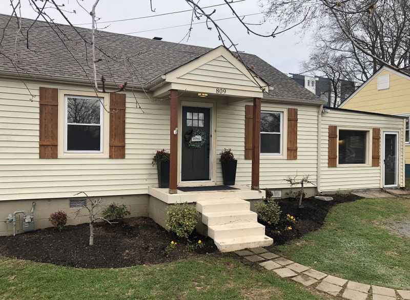 809 Chickasaw Ave S, Nashville, TN 37207
