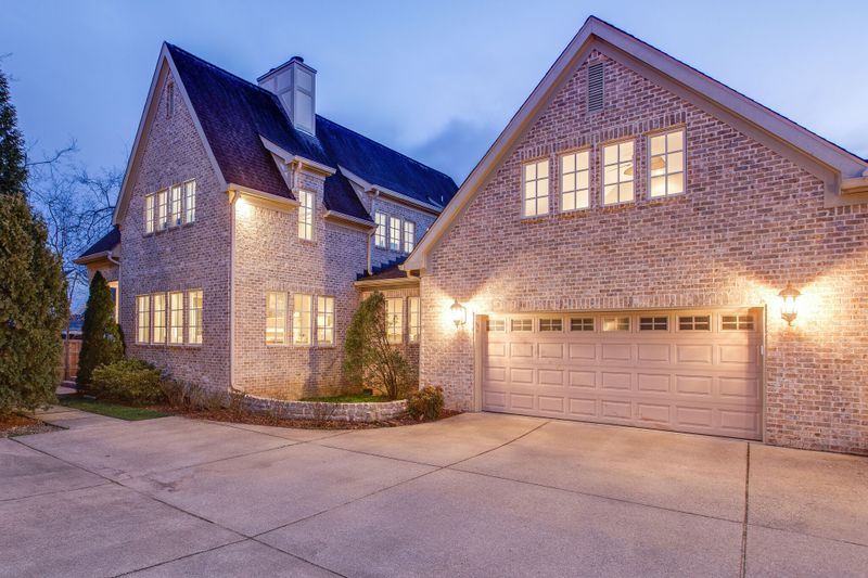 829D Clayton Ave, Nashville, TN 37204