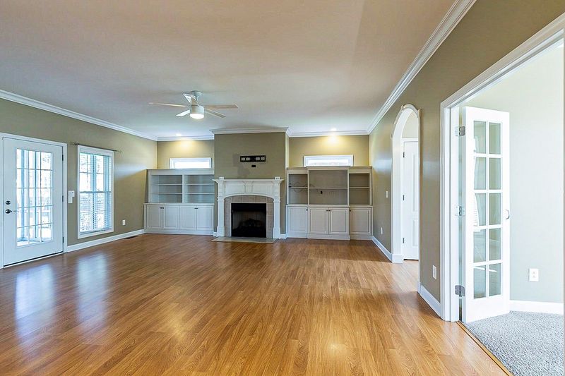 309 Forsyth St, Murfreesboro, TN 37127