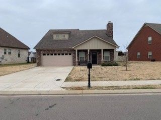 5103 Lady Thatcher Dr, Murfreesboro, TN 37129