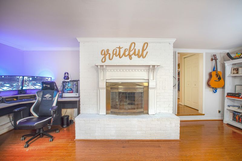 8026 Arbor Dr, Nashville, TN 37221