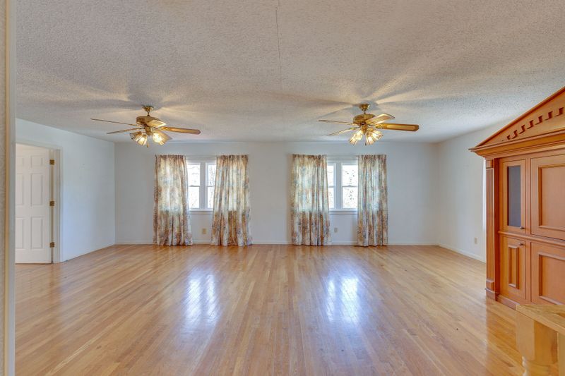 4235 Old Hillsboro Rd, Franklin, TN 37064