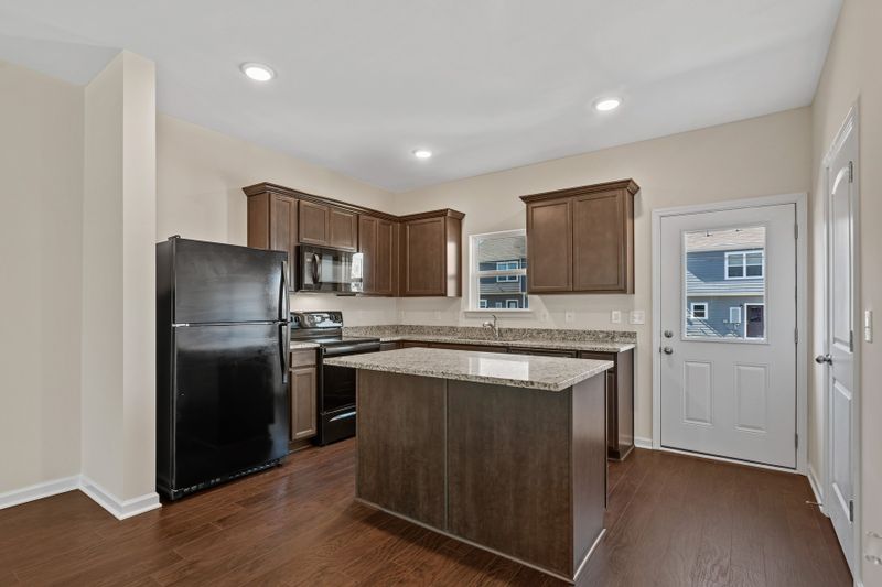 103 David Bolin Dr, La Vergne, TN 37086