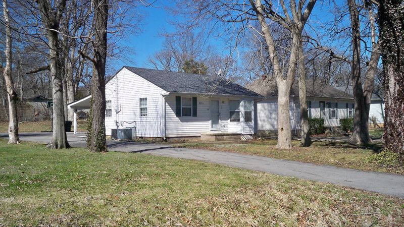 207A Nix Dr, Madison, TN 37115