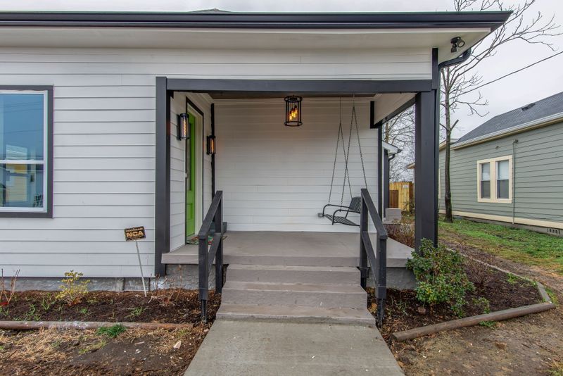 1518 14th Ave N, Nashville, TN 37208