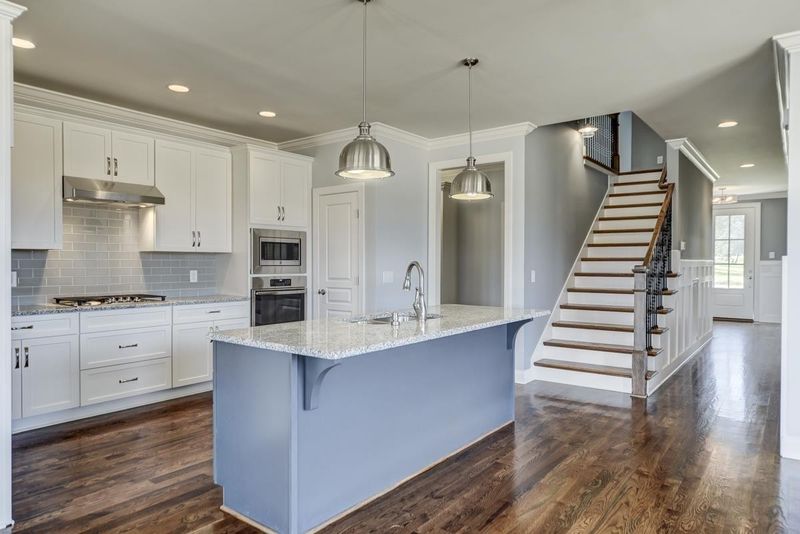 100 Kathryn Adele Ln, Mount Juliet, TN 37122