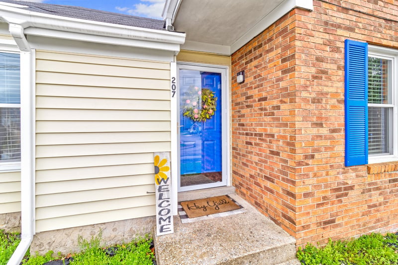 207 White Oak Ct, Nashville, TN 37216