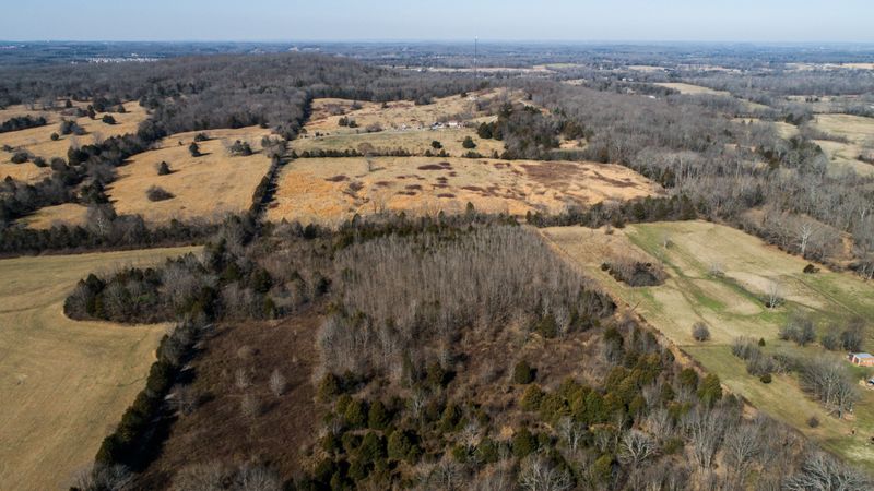 1080 Cairo Bend Rd, Lebanon, TN 37087