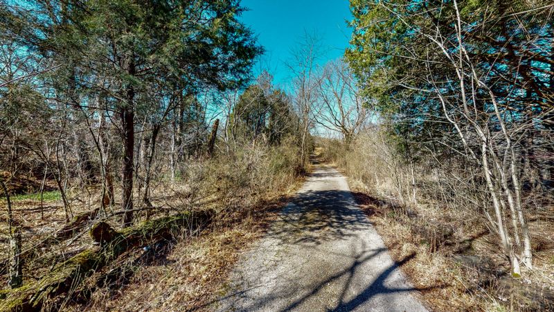 1080 Cairo Bend Rd, Lebanon, TN 37087