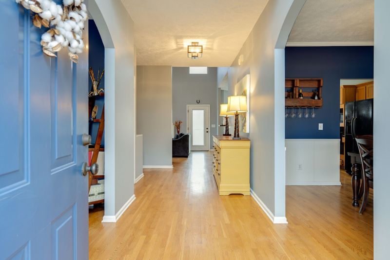 1002 Brandon Ct, Mount Juliet, TN 37122