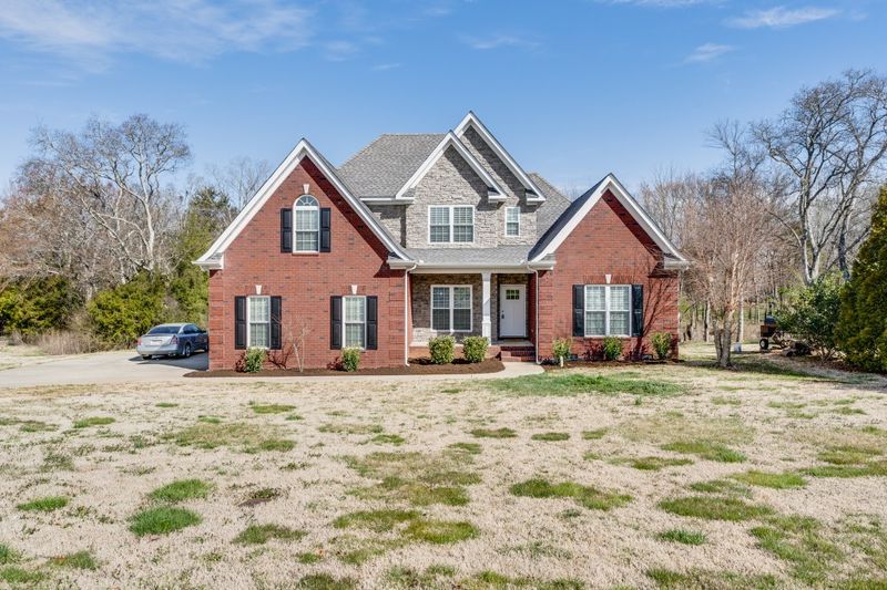 610 Amberly St, Murfreesboro, TN 37129