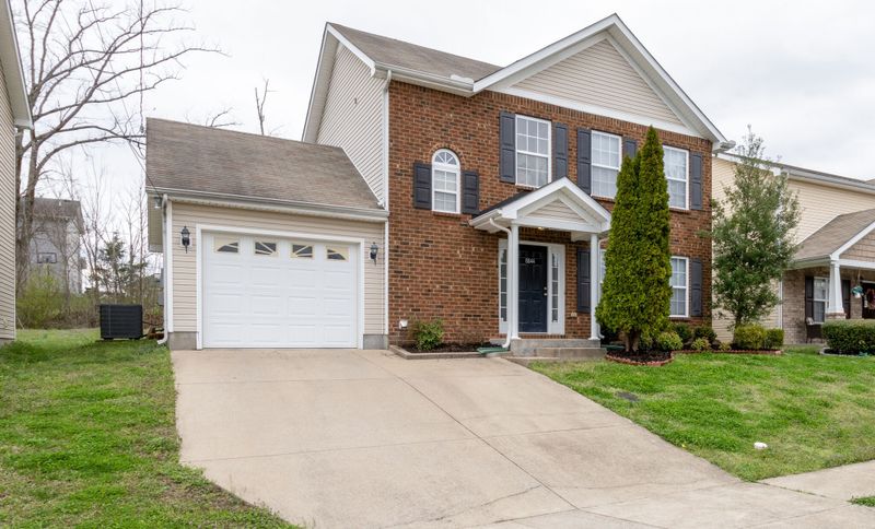 8844 Cressent Glen Ct, Antioch, TN 37013