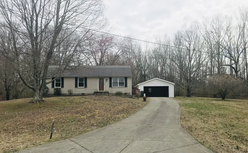 112 Hogin Rd, Dickson, TN 37055