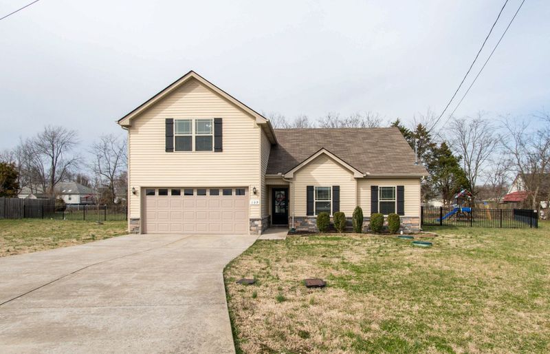 109 Cottontree Ct, Murfreesboro, TN 37127