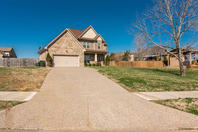 1010 Tucker Pl, Gallatin, TN 37066