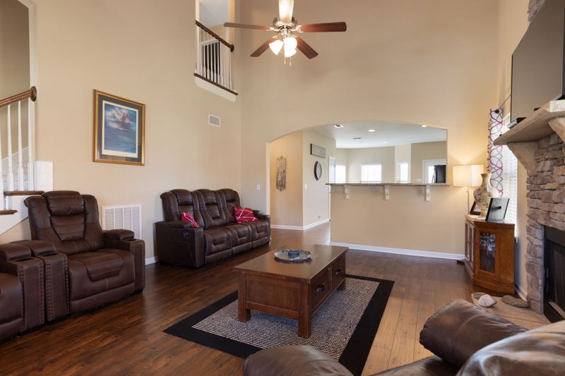 5111 Lady Thatcher Dr, Murfreesboro, TN 37129