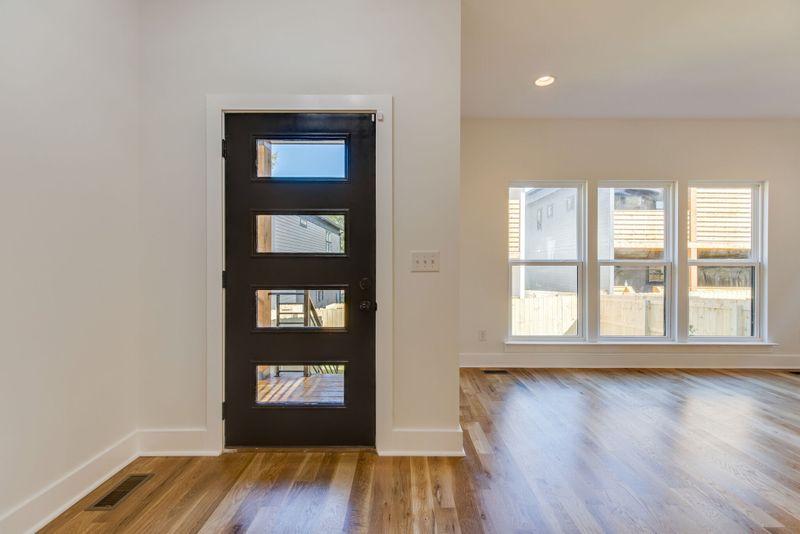 3216 Curtis St, Nashville, TN 37218