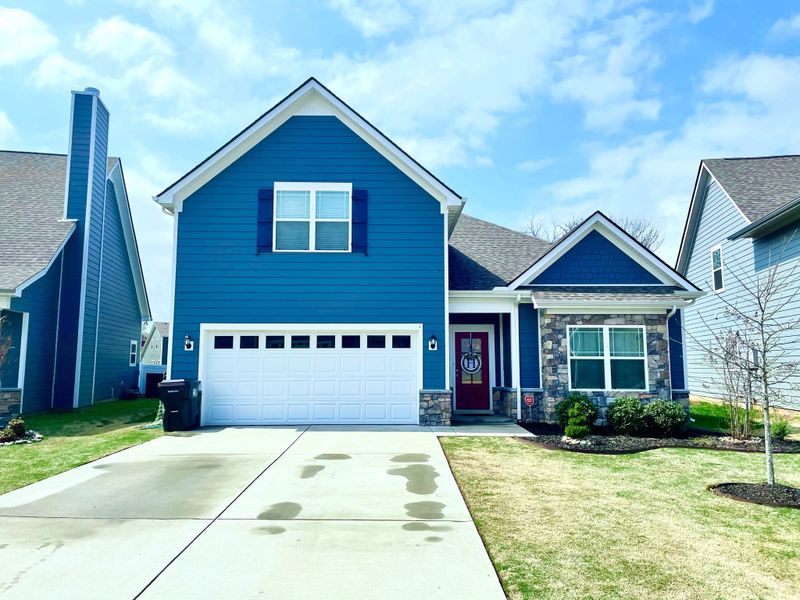 1225 Avery Dr, Murfreesboro, TN 37128