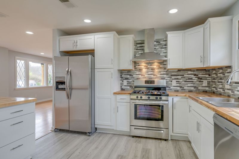 804 Vantrease Rd, Madison, TN 37115