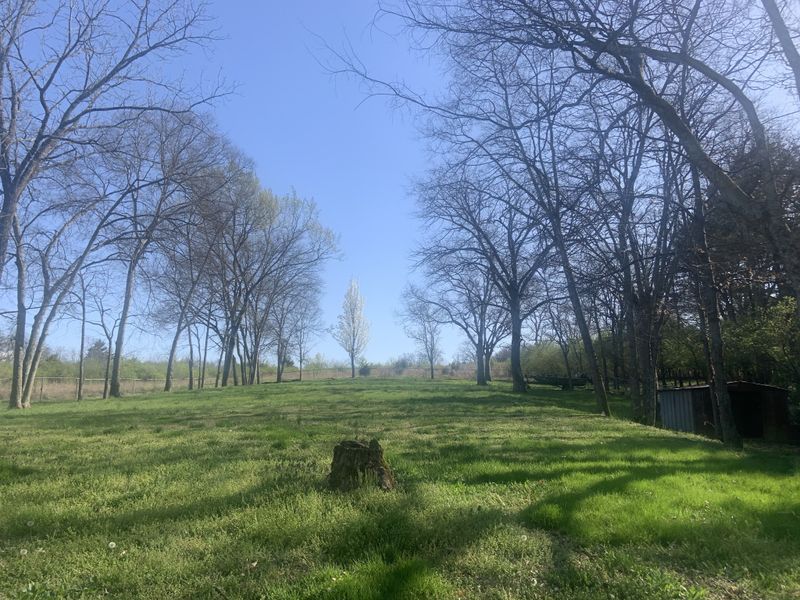 1018 E Old Hickory Blvd, Madison, TN 37115