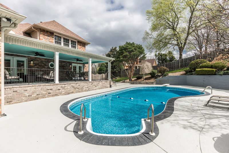 1302 Primrose Trl, Mount Juliet, TN 37122