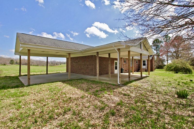 5380 Stacy Springs Rd, Springfield, TN 37172