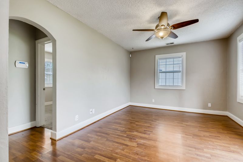 908 Cahal Ave, Nashville, TN 37206