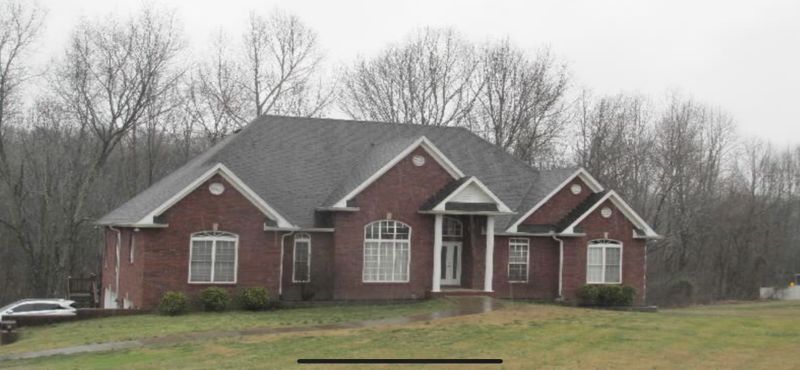 1259 Loop Dr, Pleasant View, TN 37146