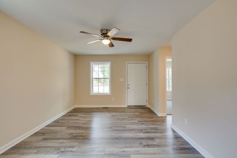 910 Mapleash Ave, Columbia, TN 38401