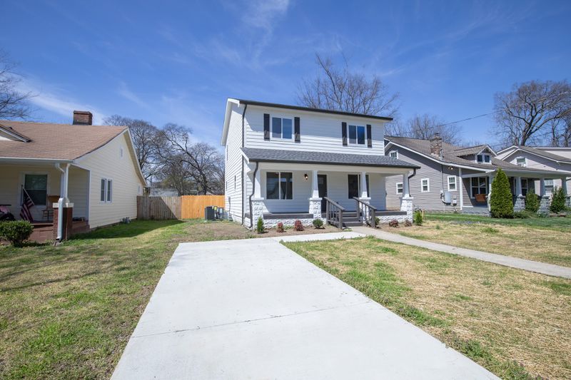 1112 Stockell St, Nashville, TN 37207