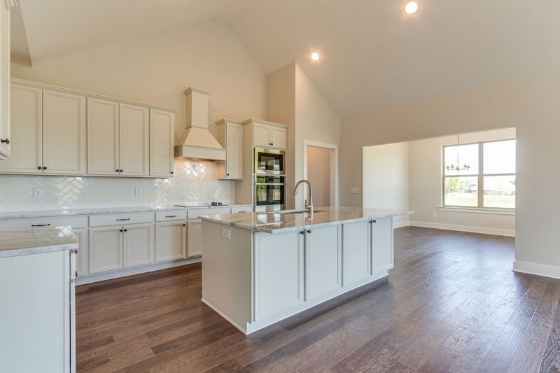 2802 Parkwood Dr, Murfreesboro, TN 37128