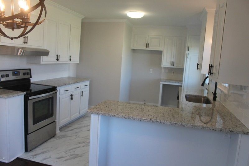 1110 Poplar Ave, Murfreesboro, TN 37129