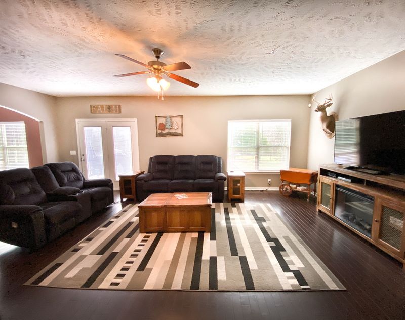 721 Silverhill Dr, Murfreesboro, TN 37129