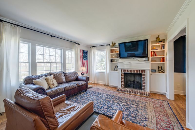 1013 Maplehurst Ln, Nashville, TN 37204