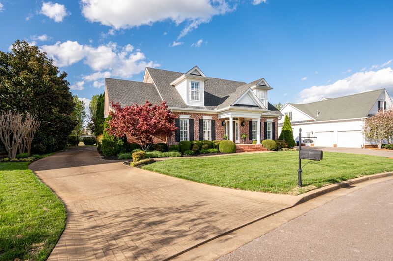 2107 Prestwick Dr, Murfreesboro, TN 37130