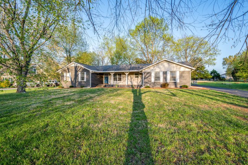 3298 Esquire Dr, Murfreesboro, TN 37130