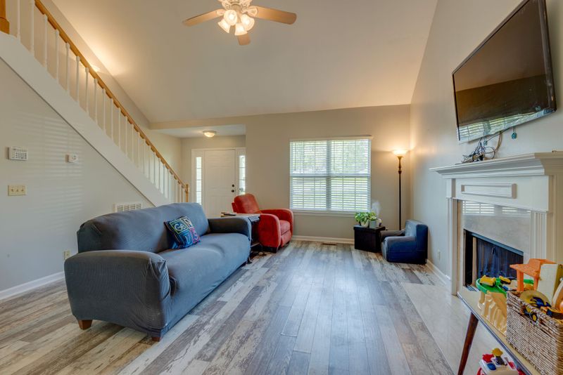 504 Creekstone Ct, Dickson, TN 37055