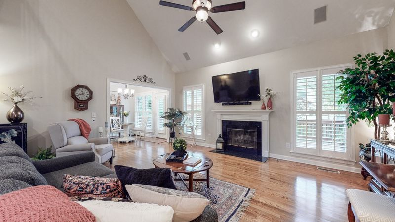 279 Rivermont Cir, Franklin, TN 37064