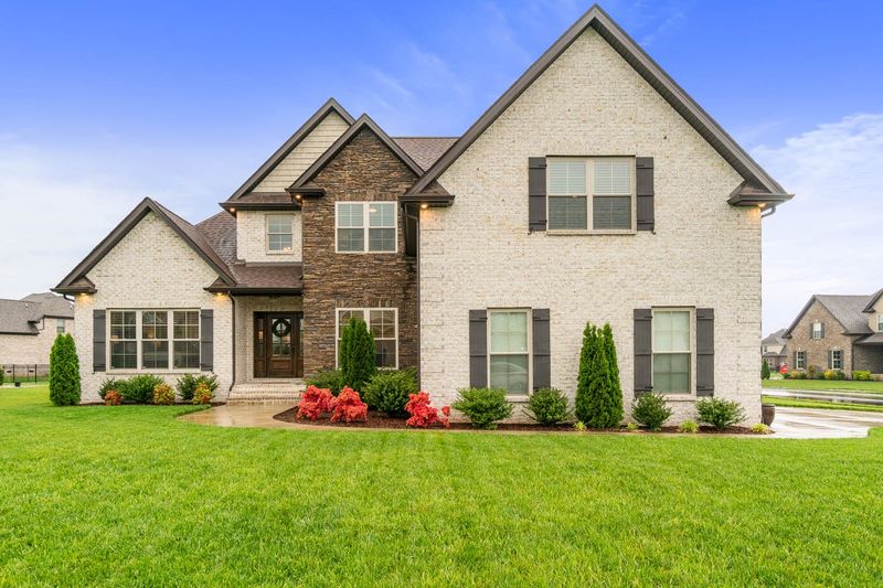 2814 Presley Dr, Murfreesboro, TN 37128