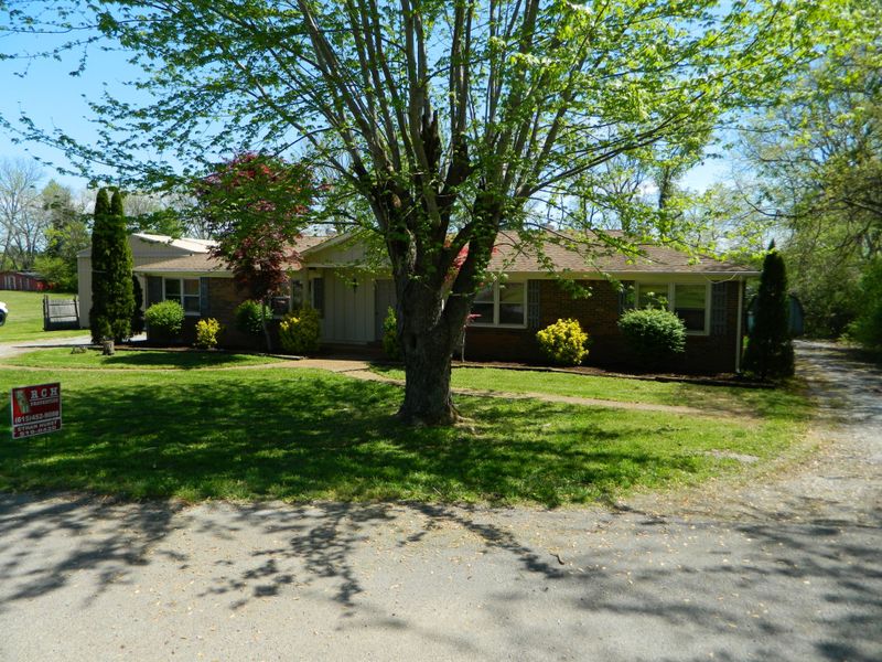 2178 N Ranch Rd, Murfreesboro, TN 37129