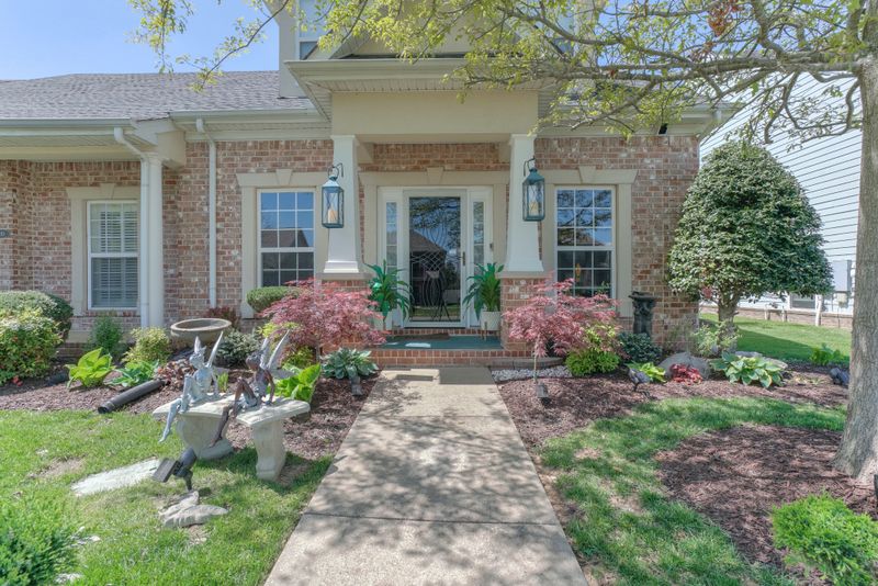 2208 Cason Ln, Murfreesboro, TN 37128