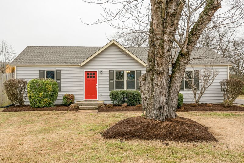 6714 Amanda Way, Murfreesboro, TN 37129