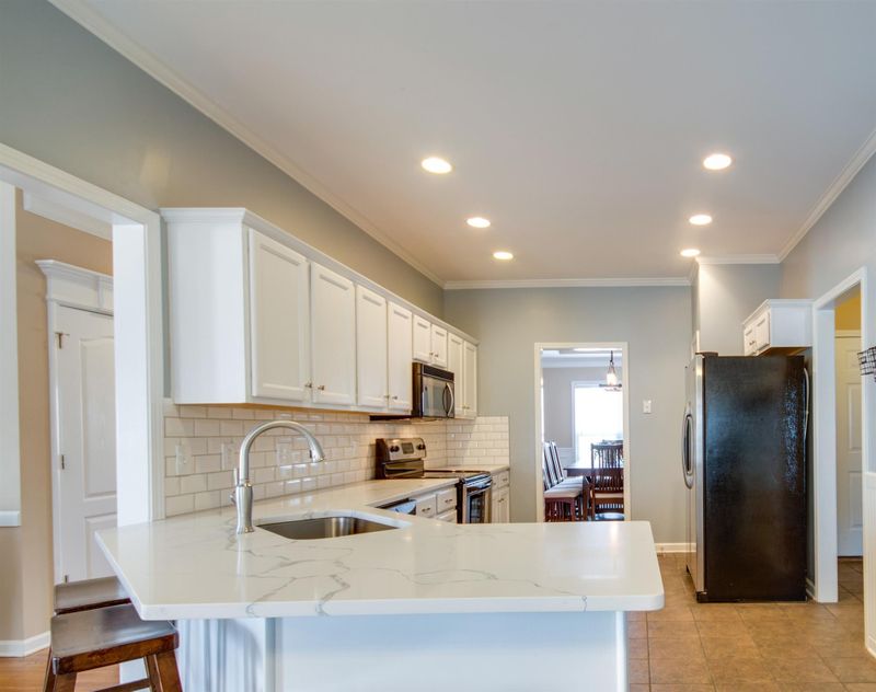 706 Sergio Ave, Murfreesboro, TN 37128