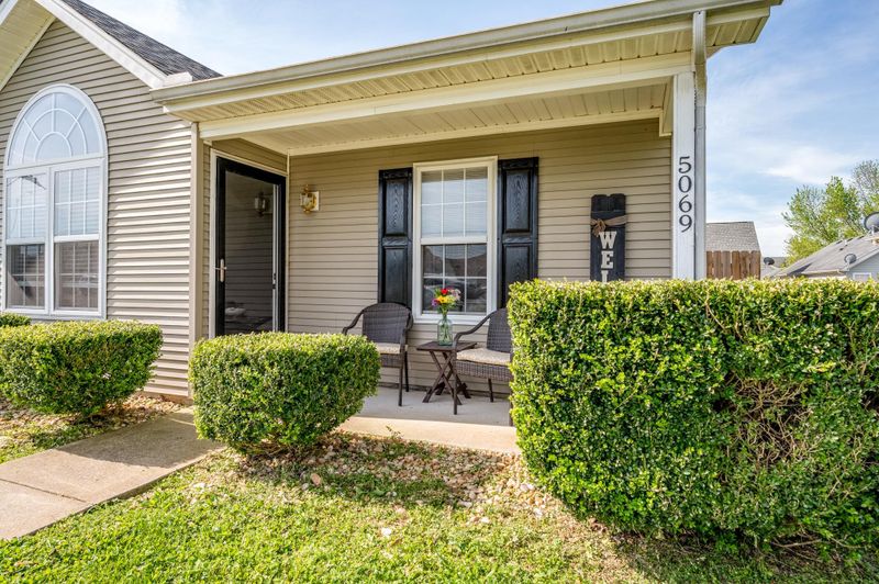 5069 Tabitha St, Murfreesboro, TN 37129