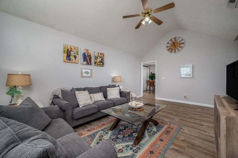 5069 Tabitha St, Murfreesboro, TN 37129